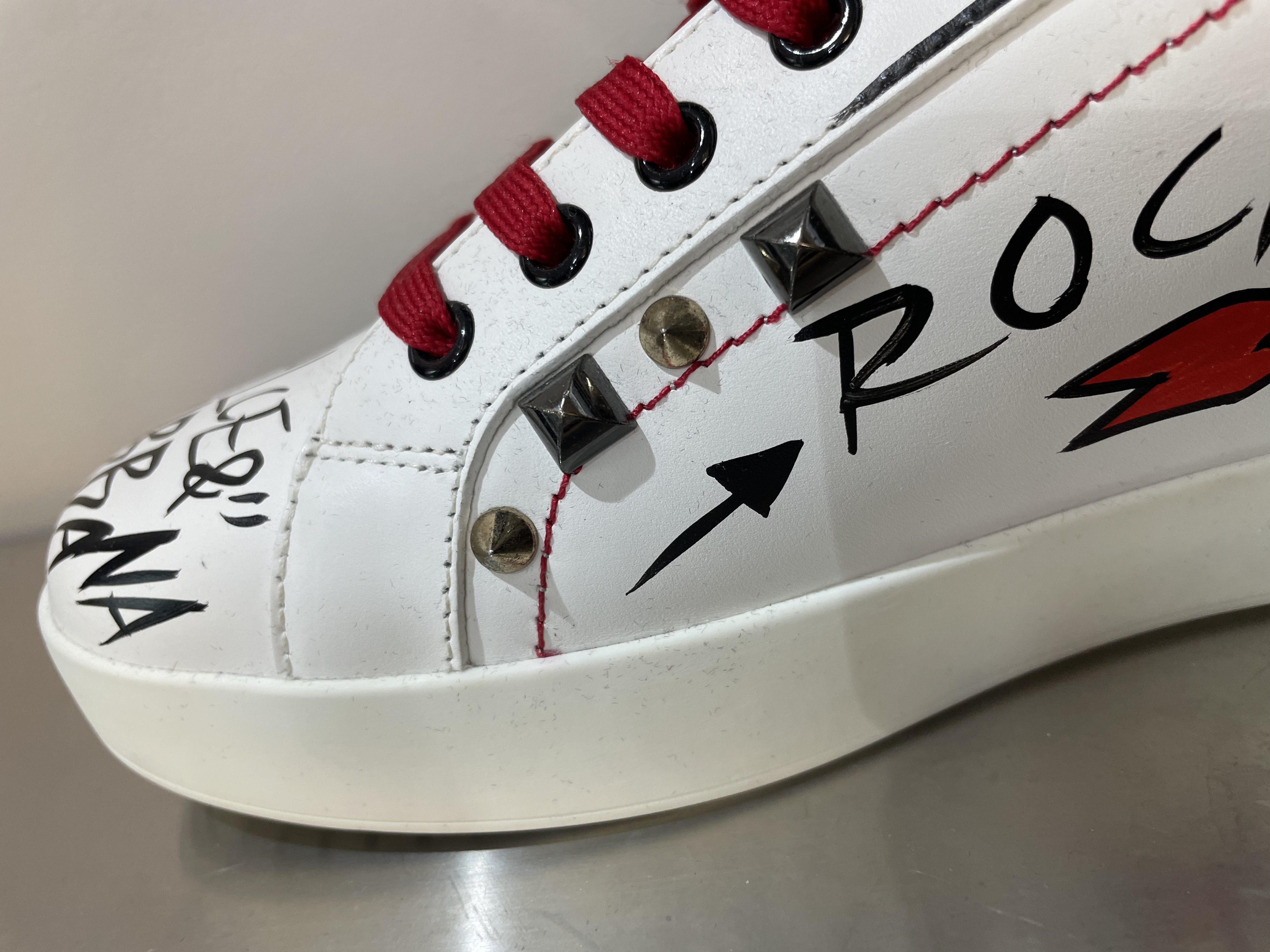 轻奢潮牌高品质休闲鞋百搭低帮潮鞋