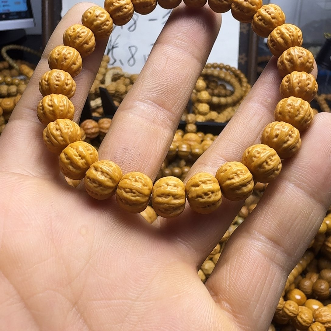 董***六猴头核桃手串瑕疵八棱