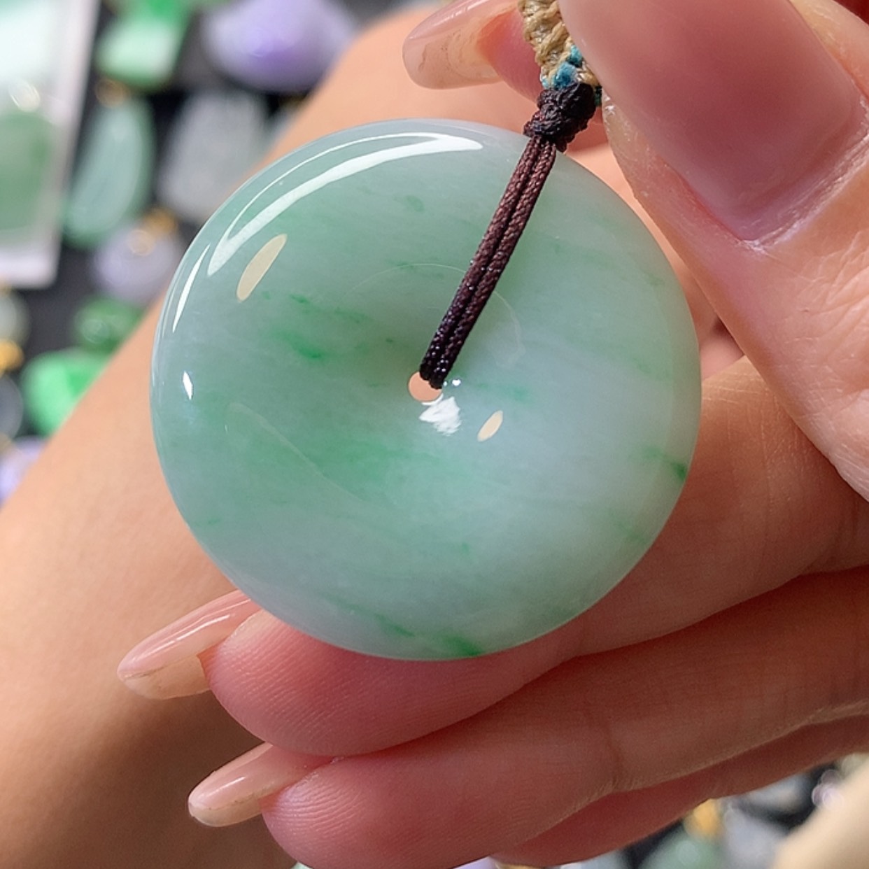 【闪购商品】翡翠吊坠(赠链)18K金镶嵌