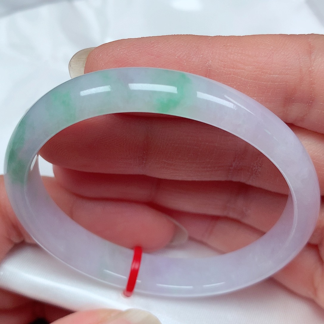 翡翠手镯（贵妃镯）未镶嵌