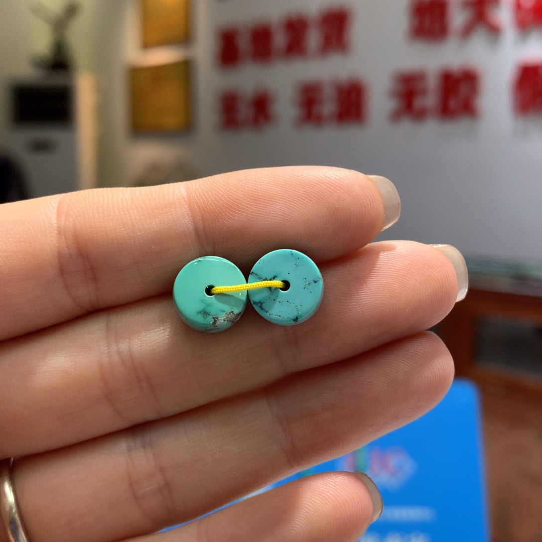 绿松石配饰未镶嵌