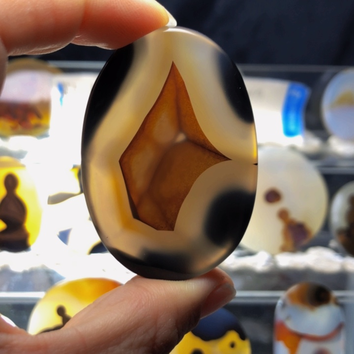 合金玛瑙/玉髓珠宝奇石165