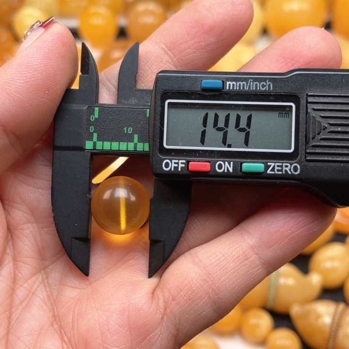 蜜蜡裸石未镶嵌琥珀珠子