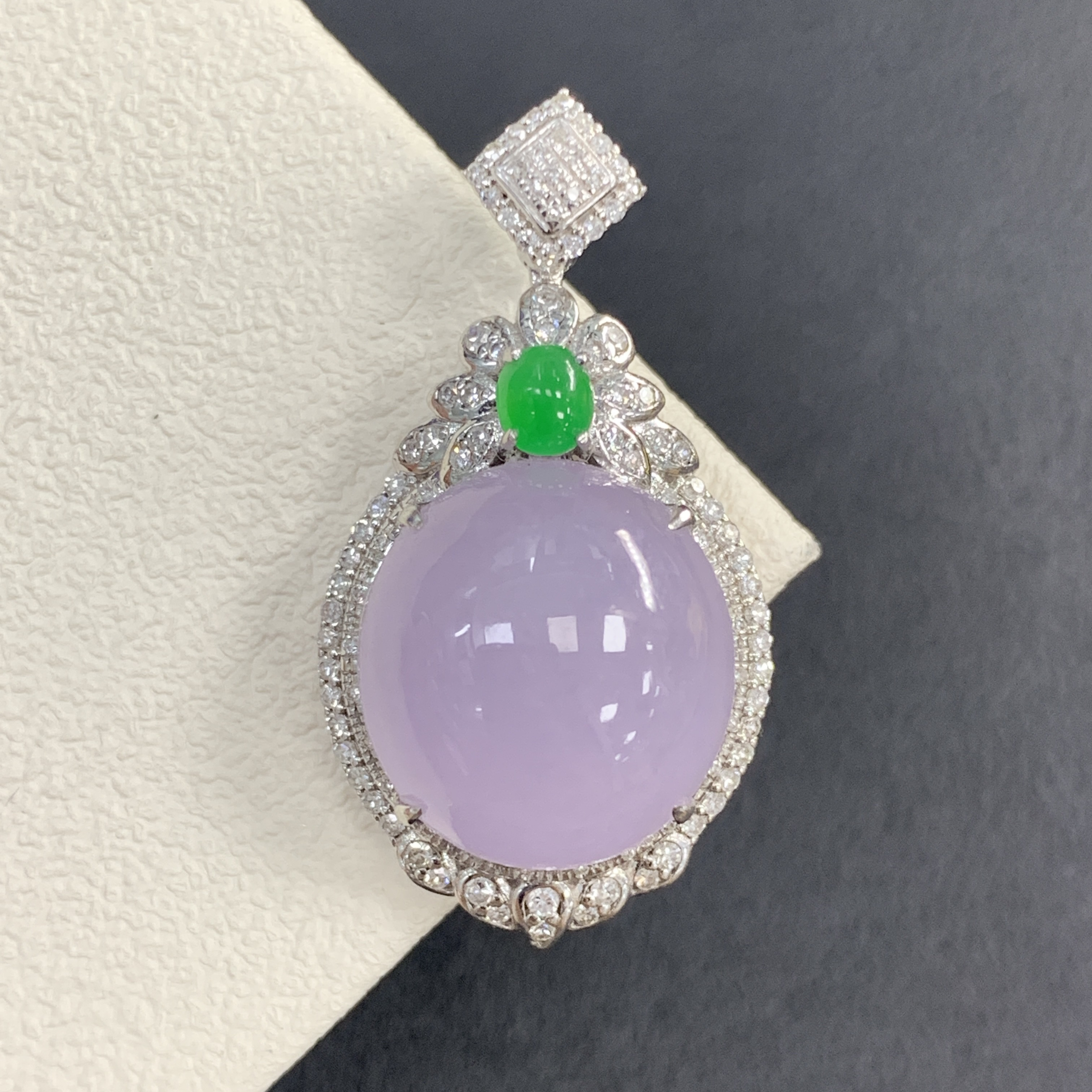 新品推荐·18k金冰粉紫蛋面设计款翡翠玉石缅A吊坠粉紫