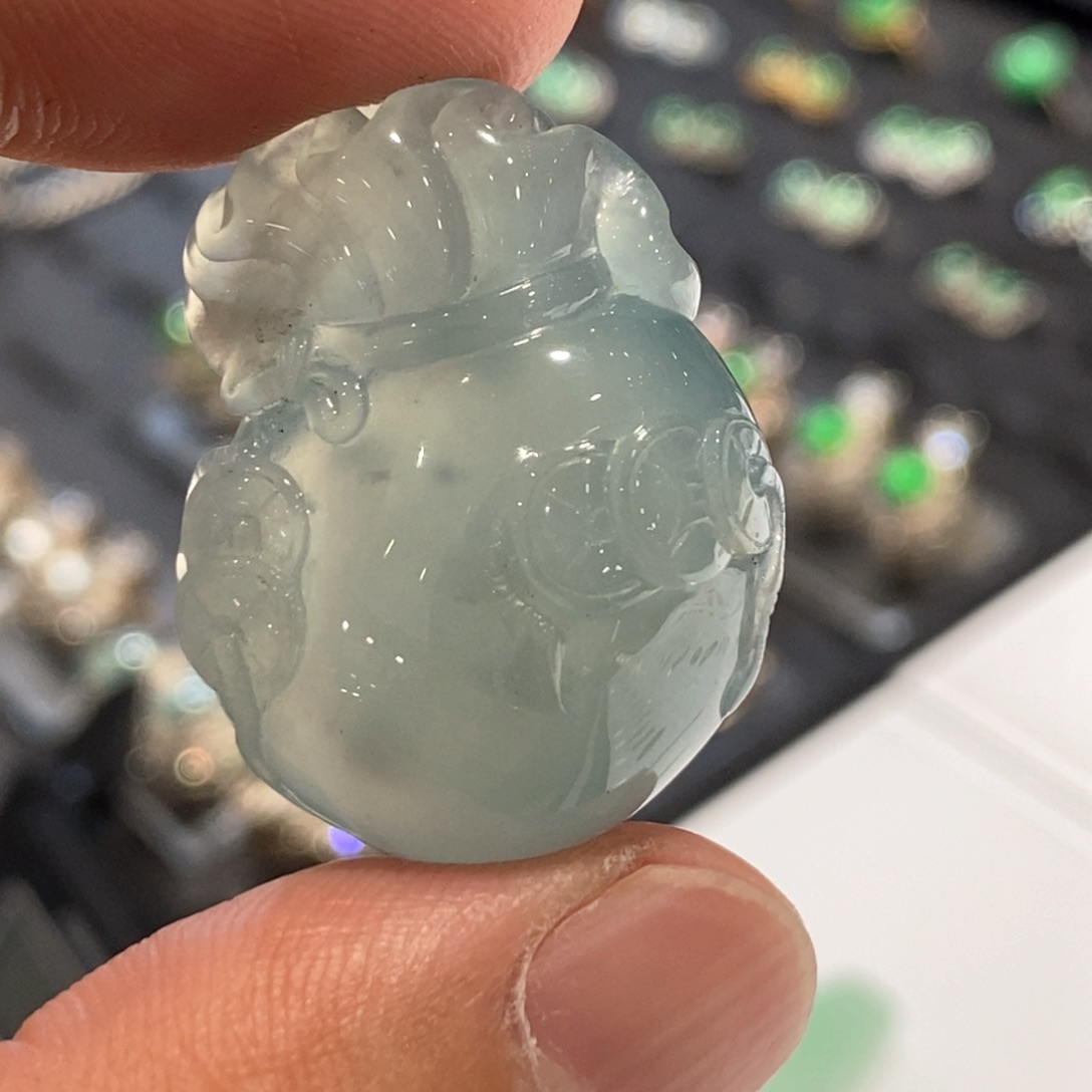 定制翡翠未镶嵌缅甸天然翡翠冰晴钱袋