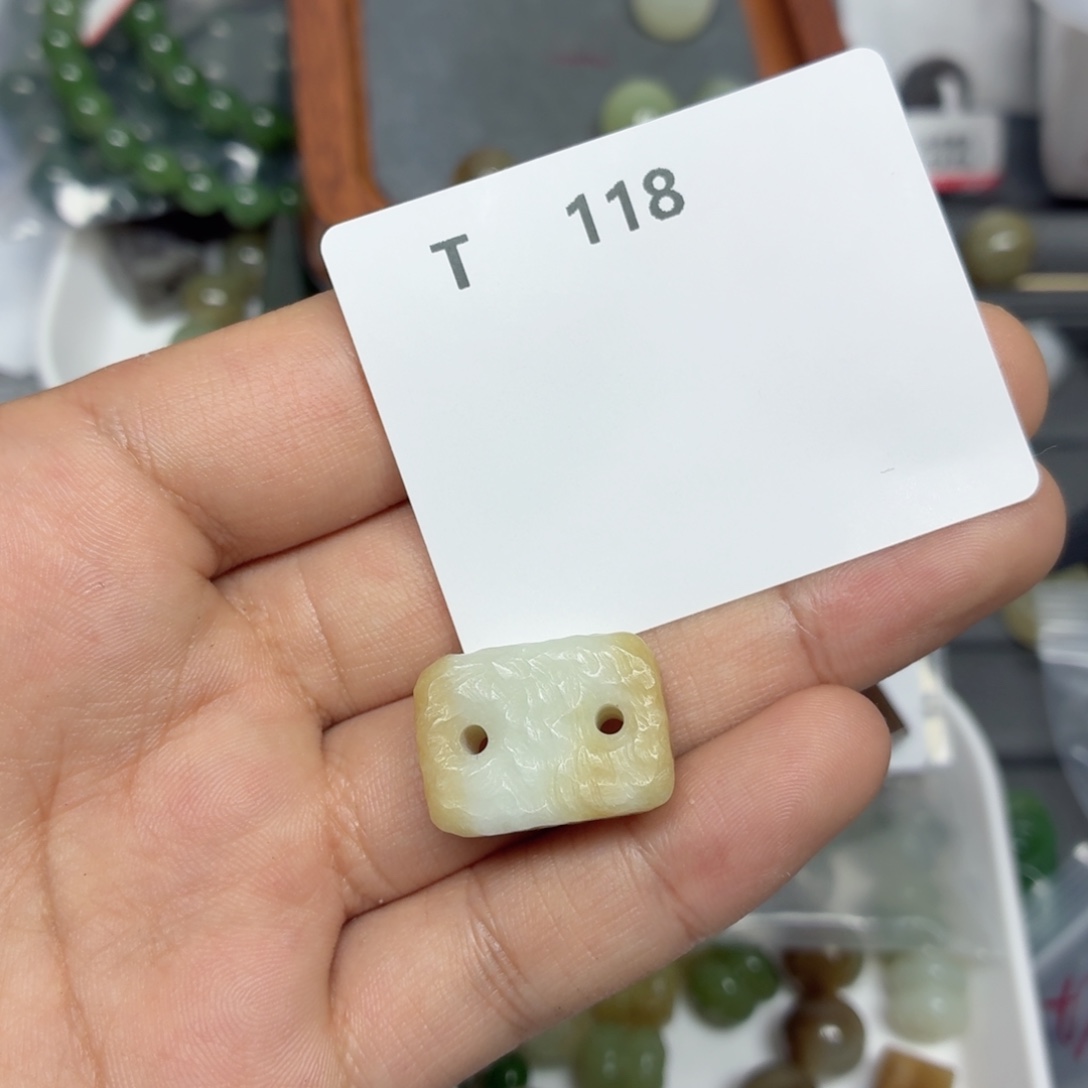 和田玉未镶嵌珠宝半成品T118