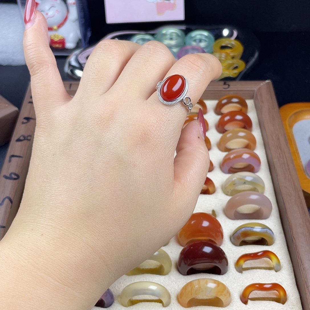 玛瑙/玉髓合金戒指大小可以调节