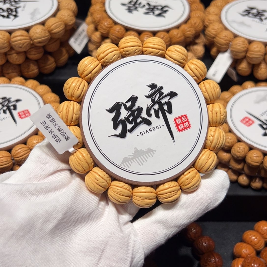 。***。手串桃核2精品玉兔手串桃核