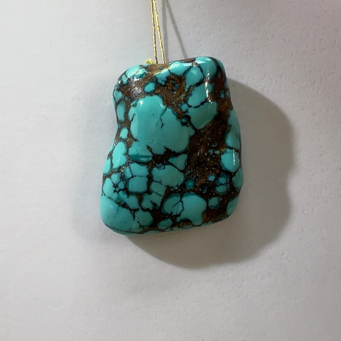 绿松石未镶嵌挂件