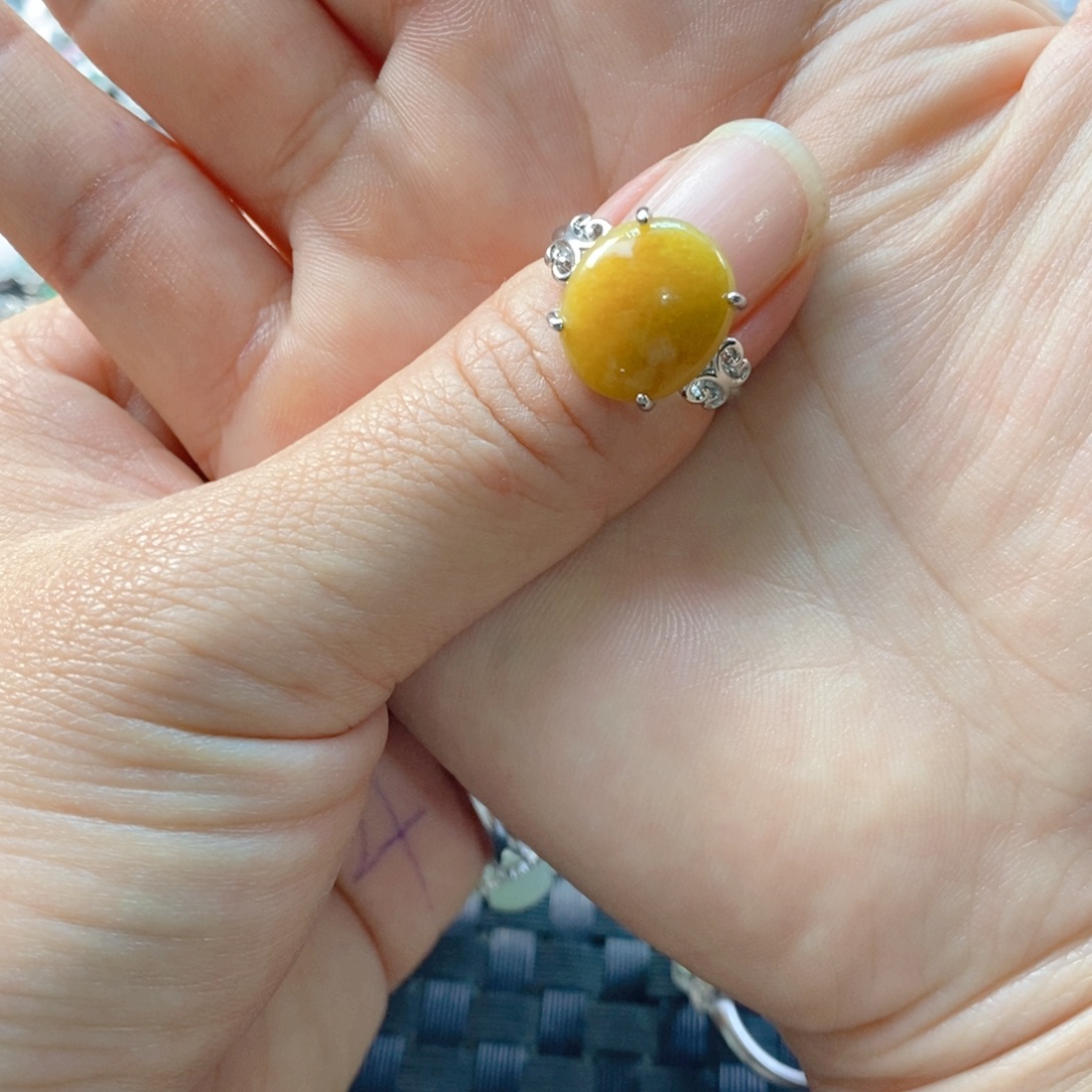 大***果未镶嵌戒指翡翠缅甸