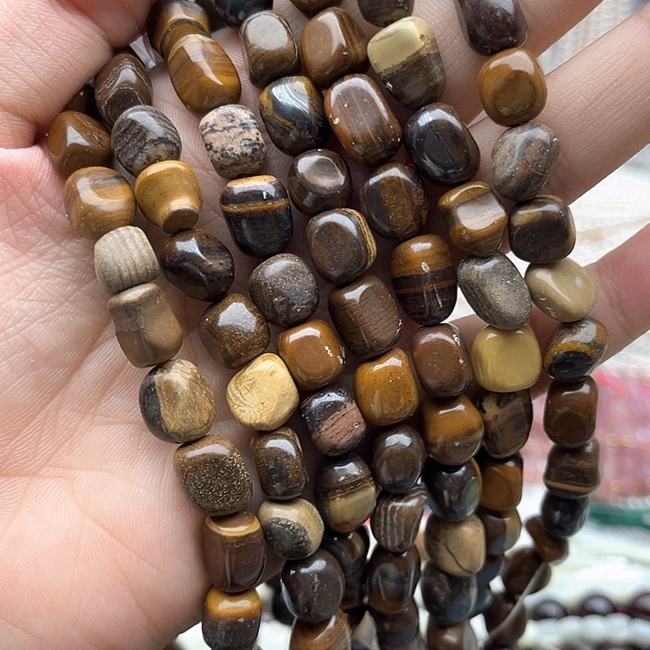 未镶嵌玛瑙/玉髓珠宝半成品一条8mm左右虎眼石随型