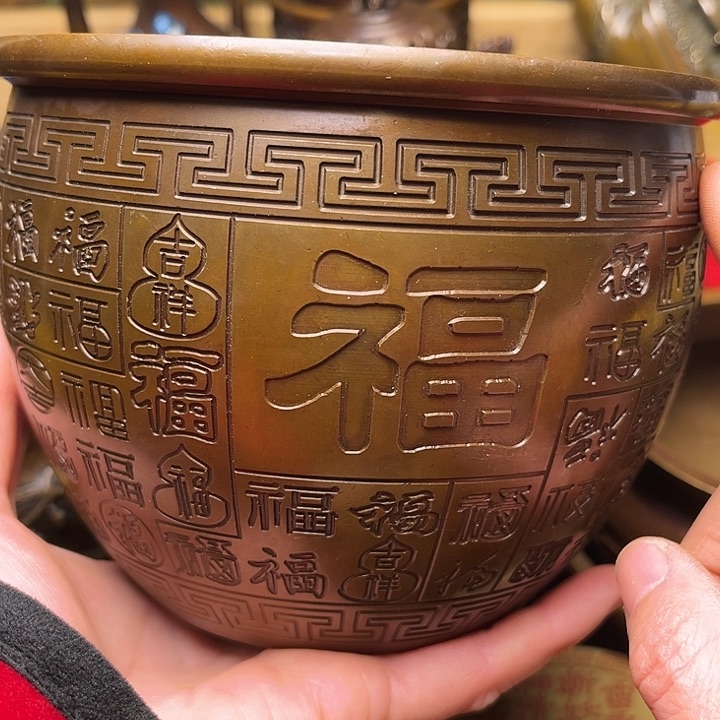 精美铜器批发档口