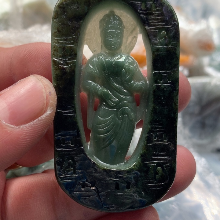 翡翠未镶嵌颈饰保真天然a货翡翠