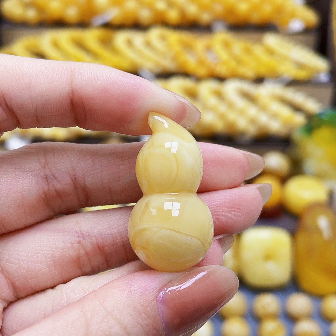 未镶嵌琥珀裸石蜜蜡葫芦32.8mm花粉