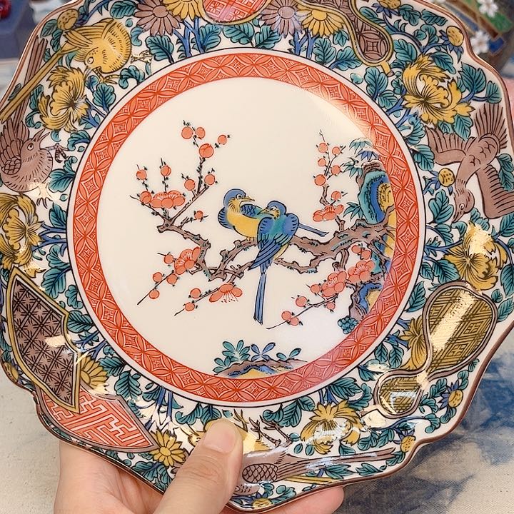 k***云瓷片The first thing