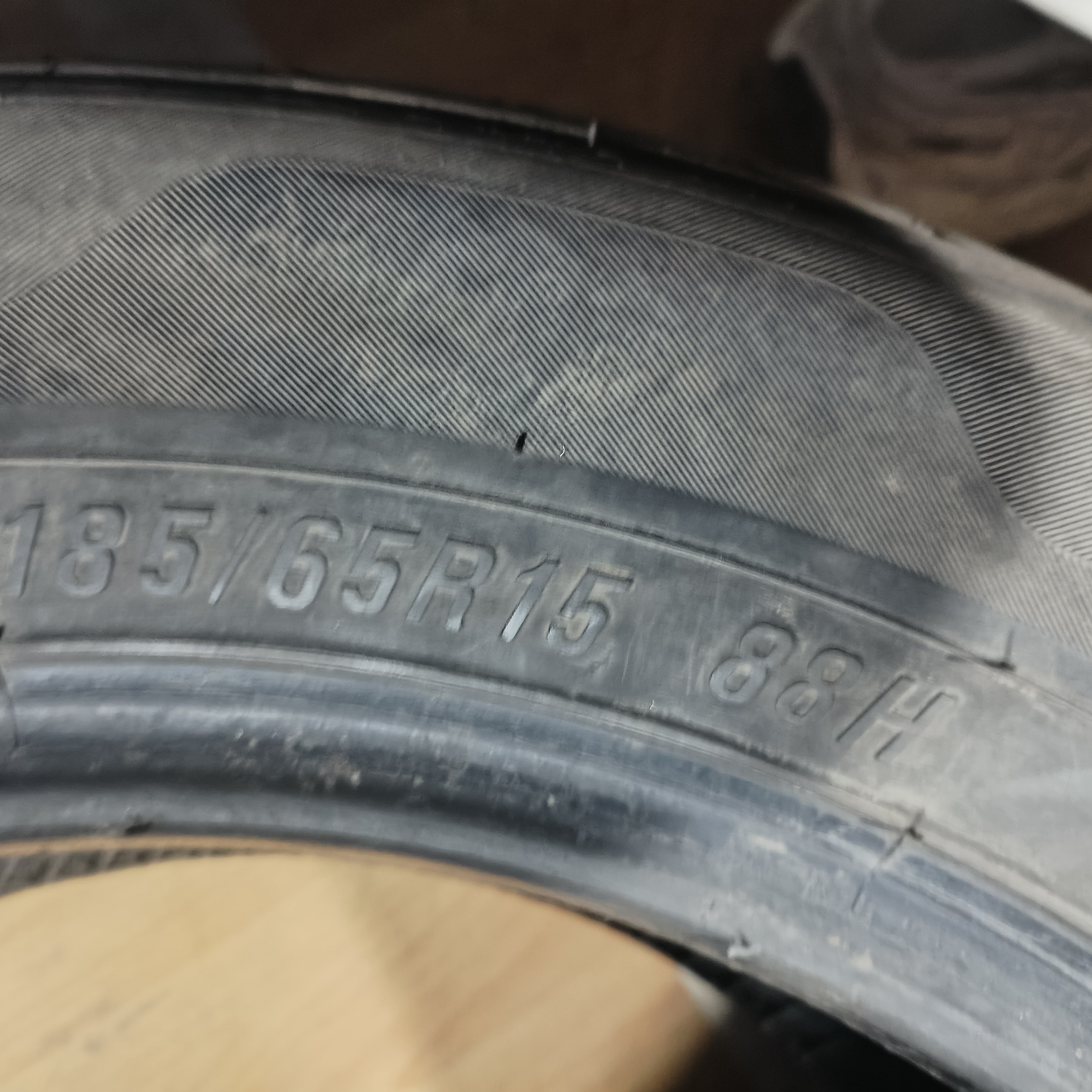 应诺轮胎方兴轮胎185/65/15