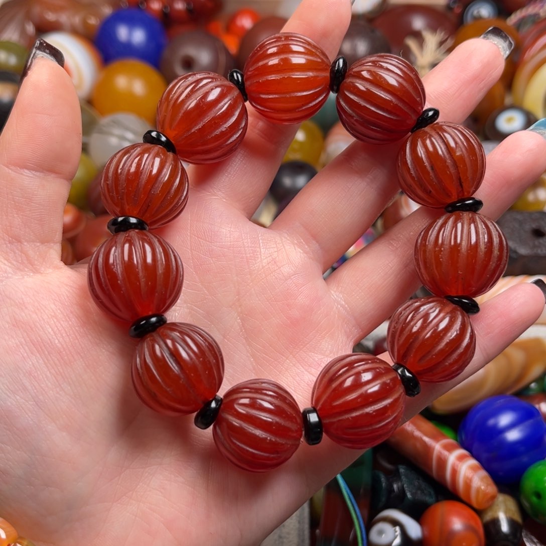 玛瑙/玉髓颈饰未镶嵌