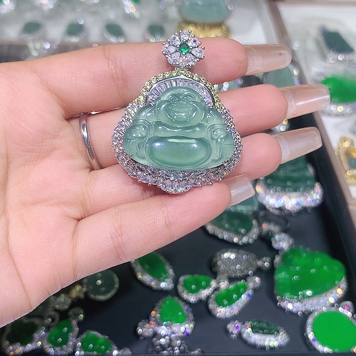翡翠未镶嵌颈饰蓝水佛公