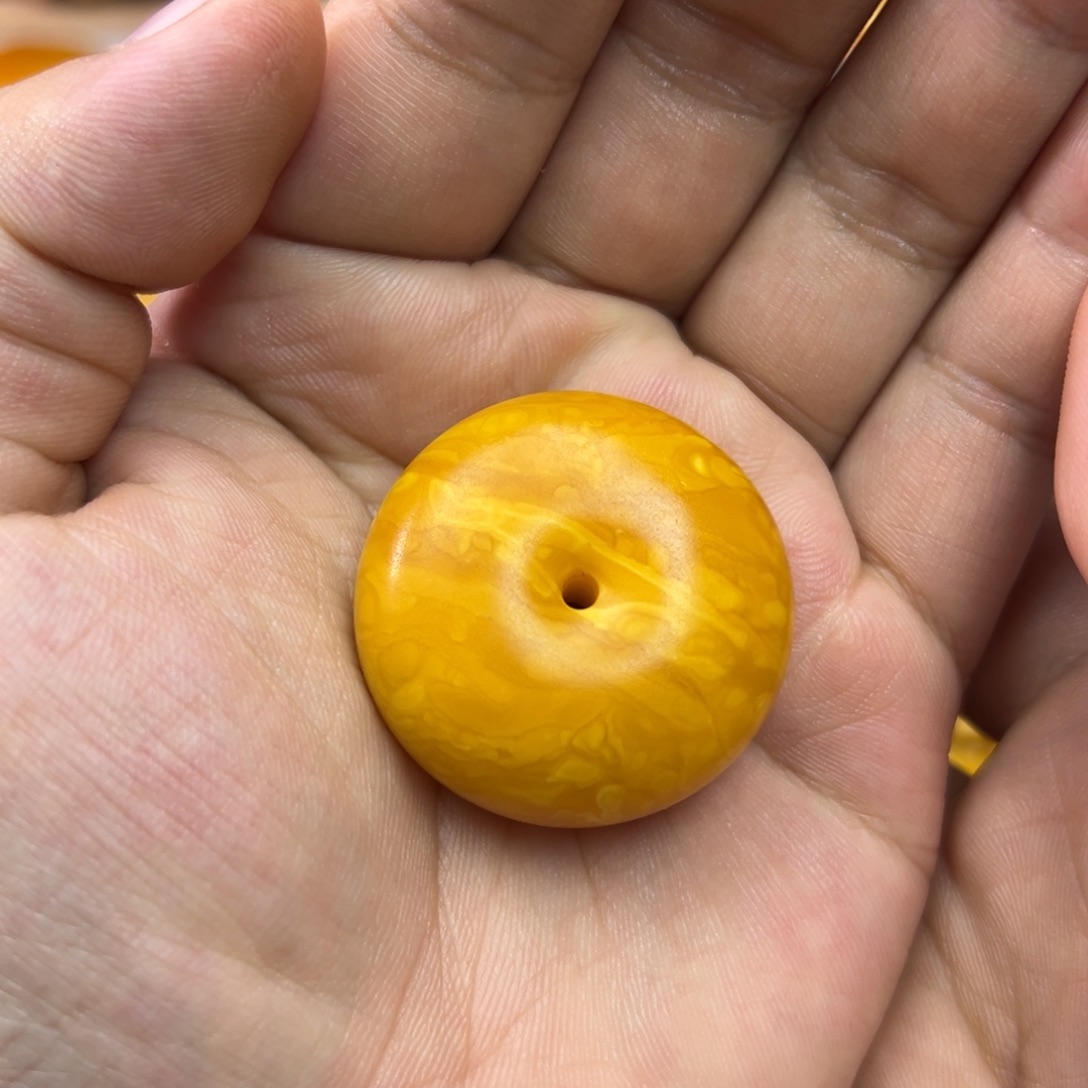 琥珀未镶嵌吊坠(不含链)