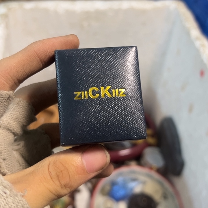 用***红手工艺品琉璃日用百货手工艺品