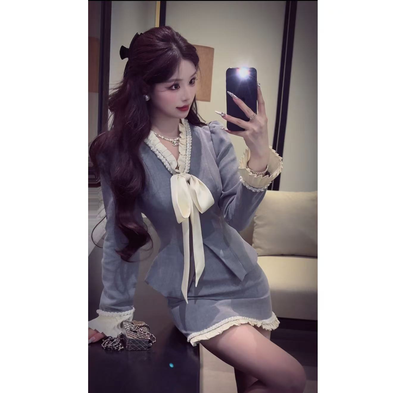 【JIAYI】格雷系千金钉珠蝴蝶结气质两件套套装6157