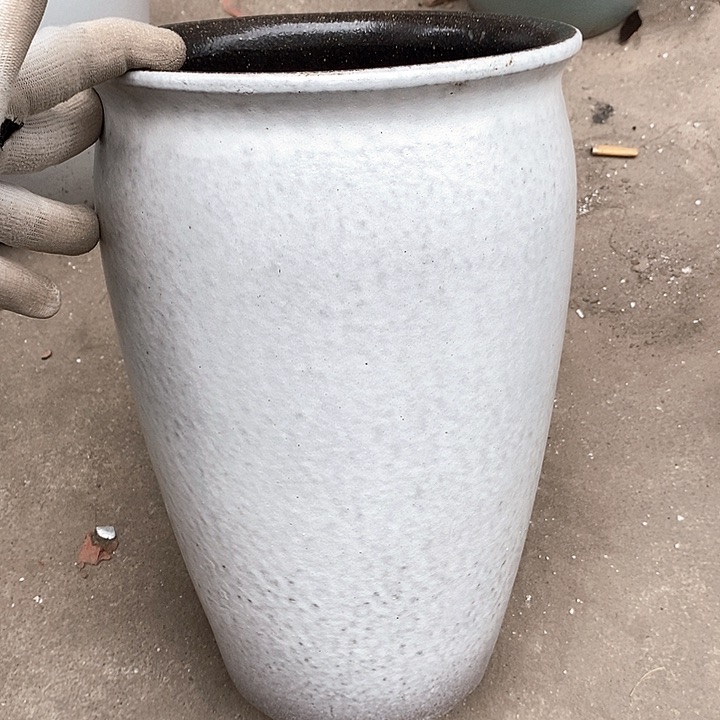 紫砂花盆口20高31瑕疵