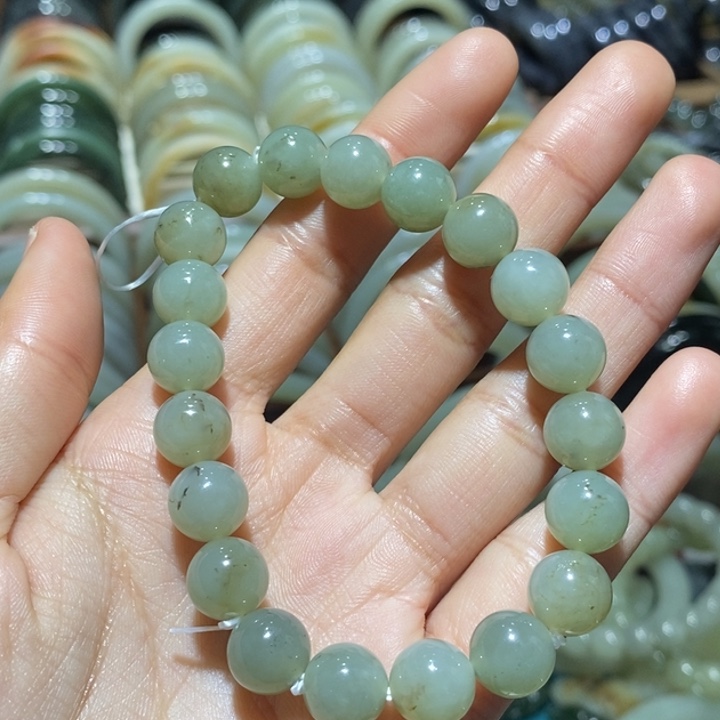 未镶嵌和田玉手链
