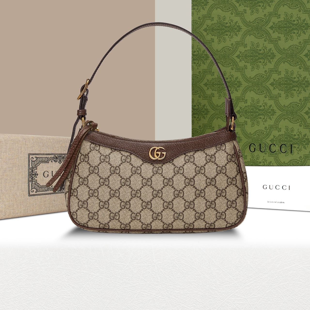 未使用 GUCCI/古驰 老花ophidia月牙斜挎包