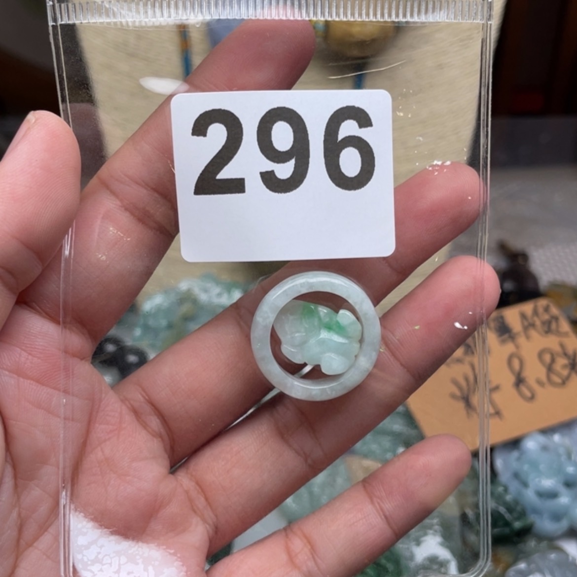 【闪购商品】翡翠颈饰未镶嵌记**浅翡翠