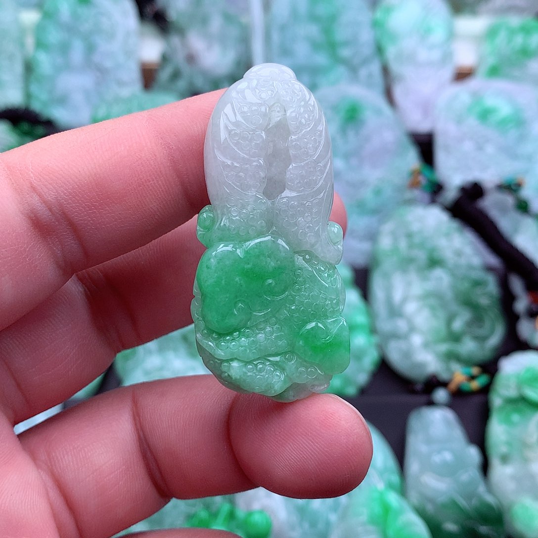 翡翠吊坠(不含链)未镶嵌