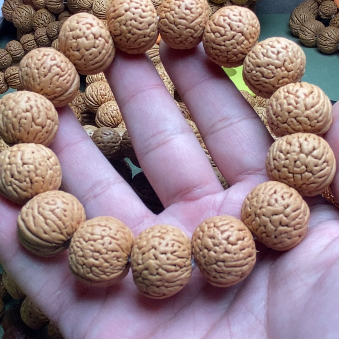 手串桃核白月光桃核手串01