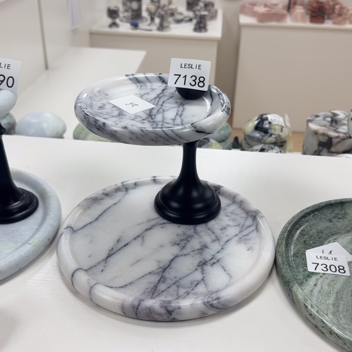 X138.                  福利