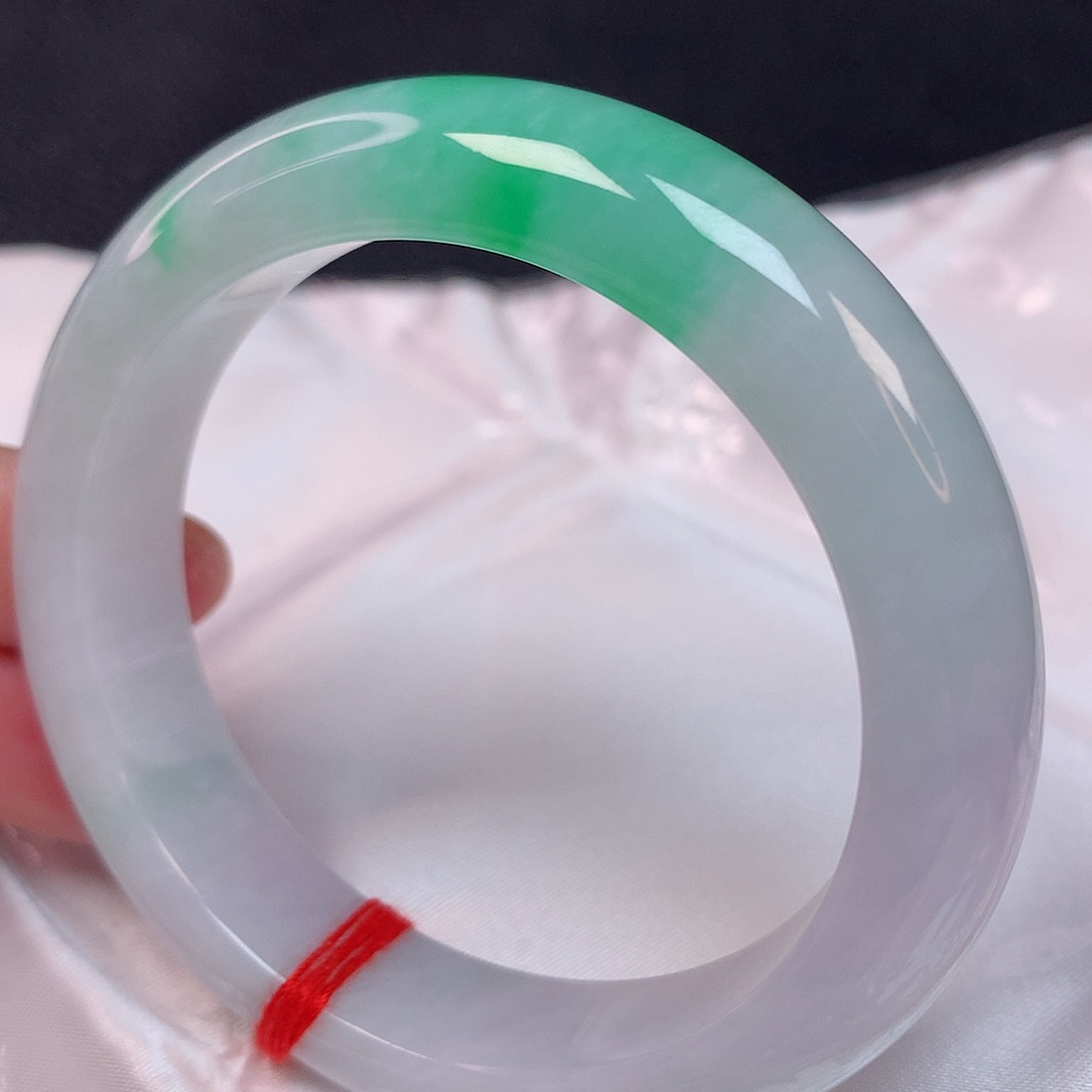 翡翠手镯未镶嵌53 翡翠手镯