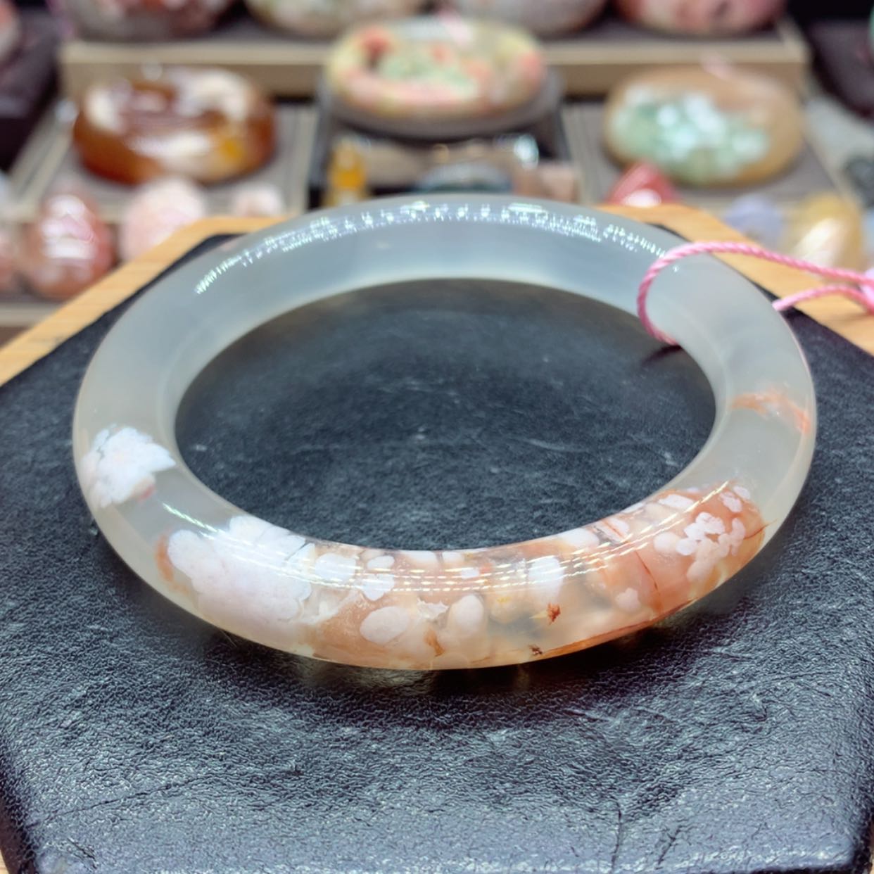 【闪购商品】玛瑙/玉髓手镯6未镶嵌蒙*人