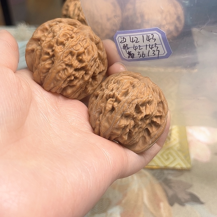 文玩核桃把件一代楼