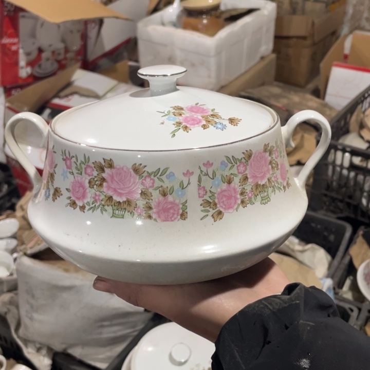 其他盘子碗都便宜