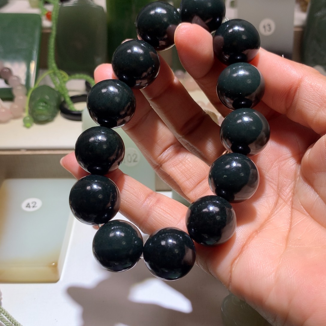 和田玉套链未镶嵌