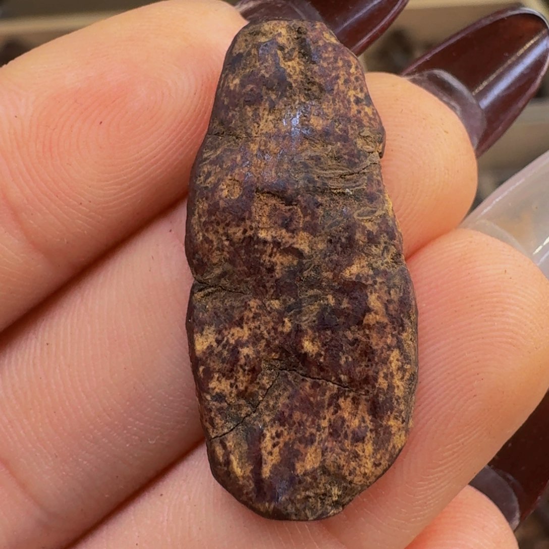 沉香吊坠越南惠安红土