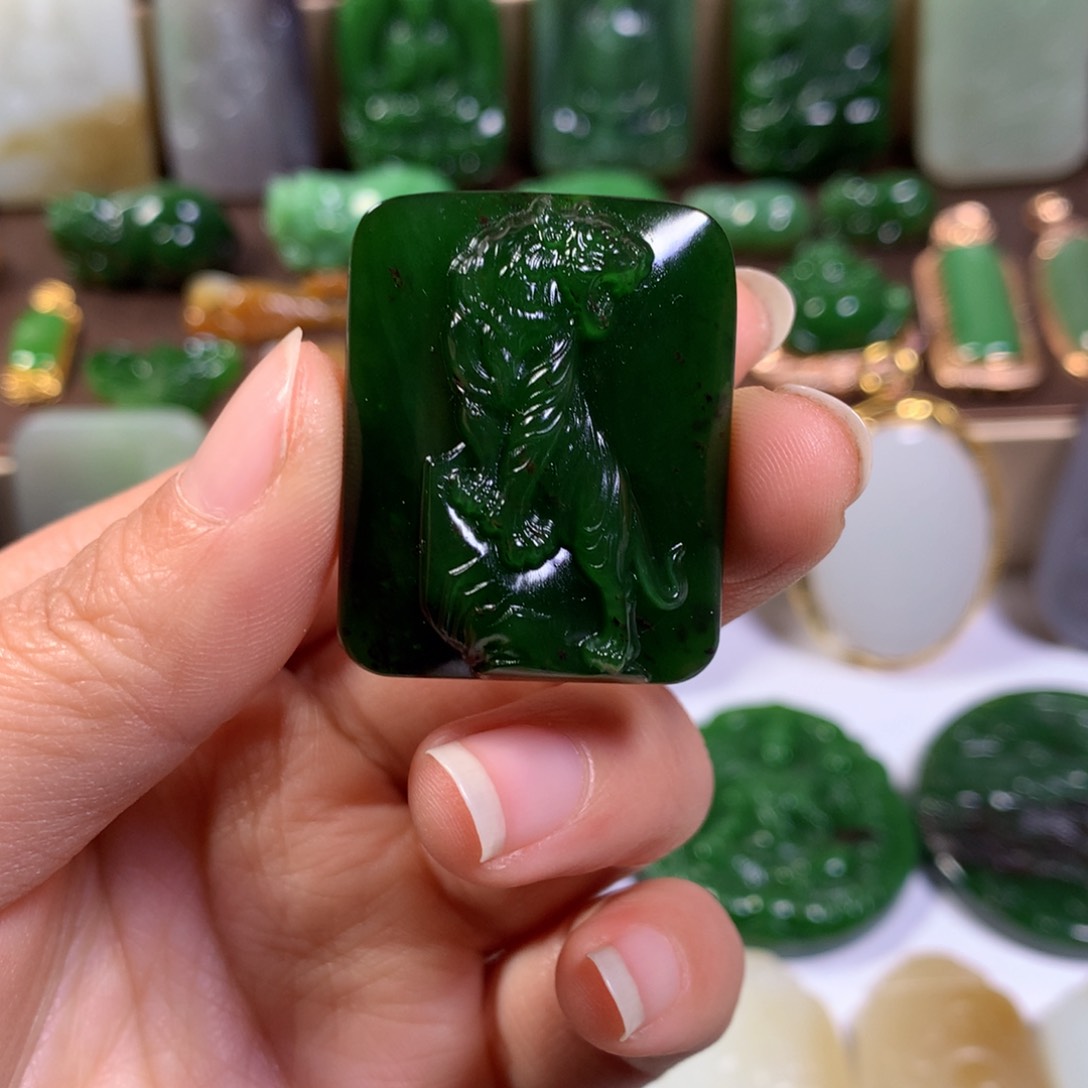 和田玉挂件未镶嵌