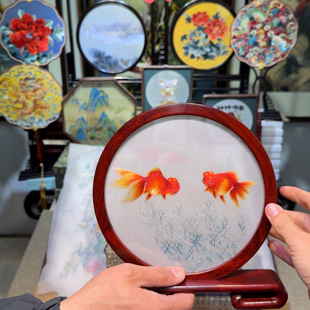 刺绣刺绣工艺精湛