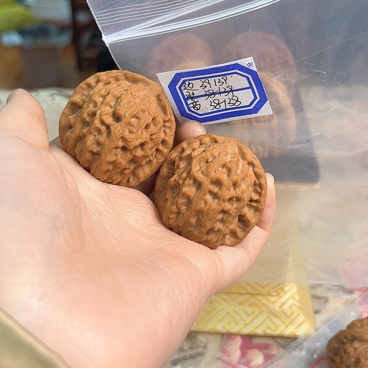 文玩核桃把件非嫁接北京