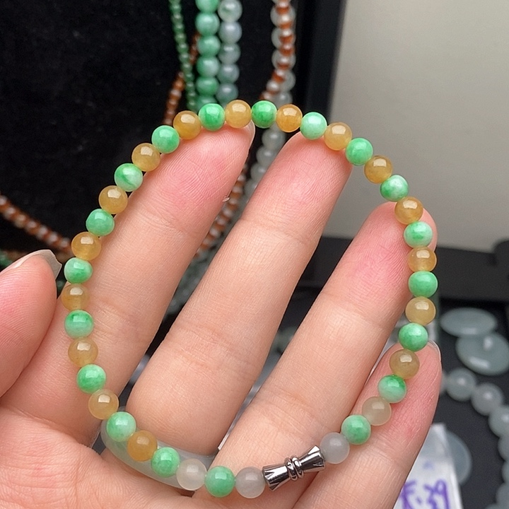 定制翡翠未镶嵌卡5.4