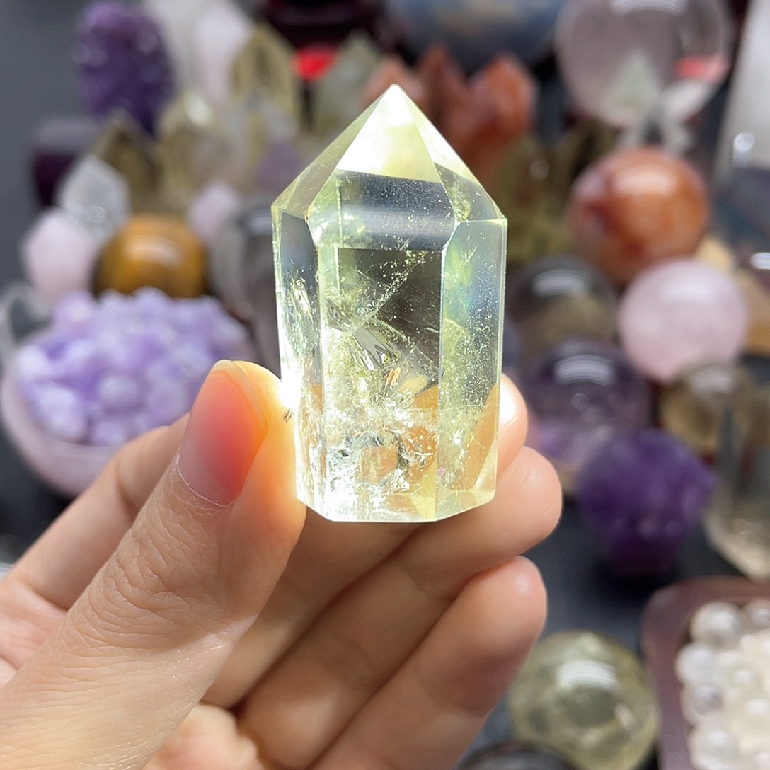 水晶未镶嵌珠宝半成品10黄水晶柱透体无暇