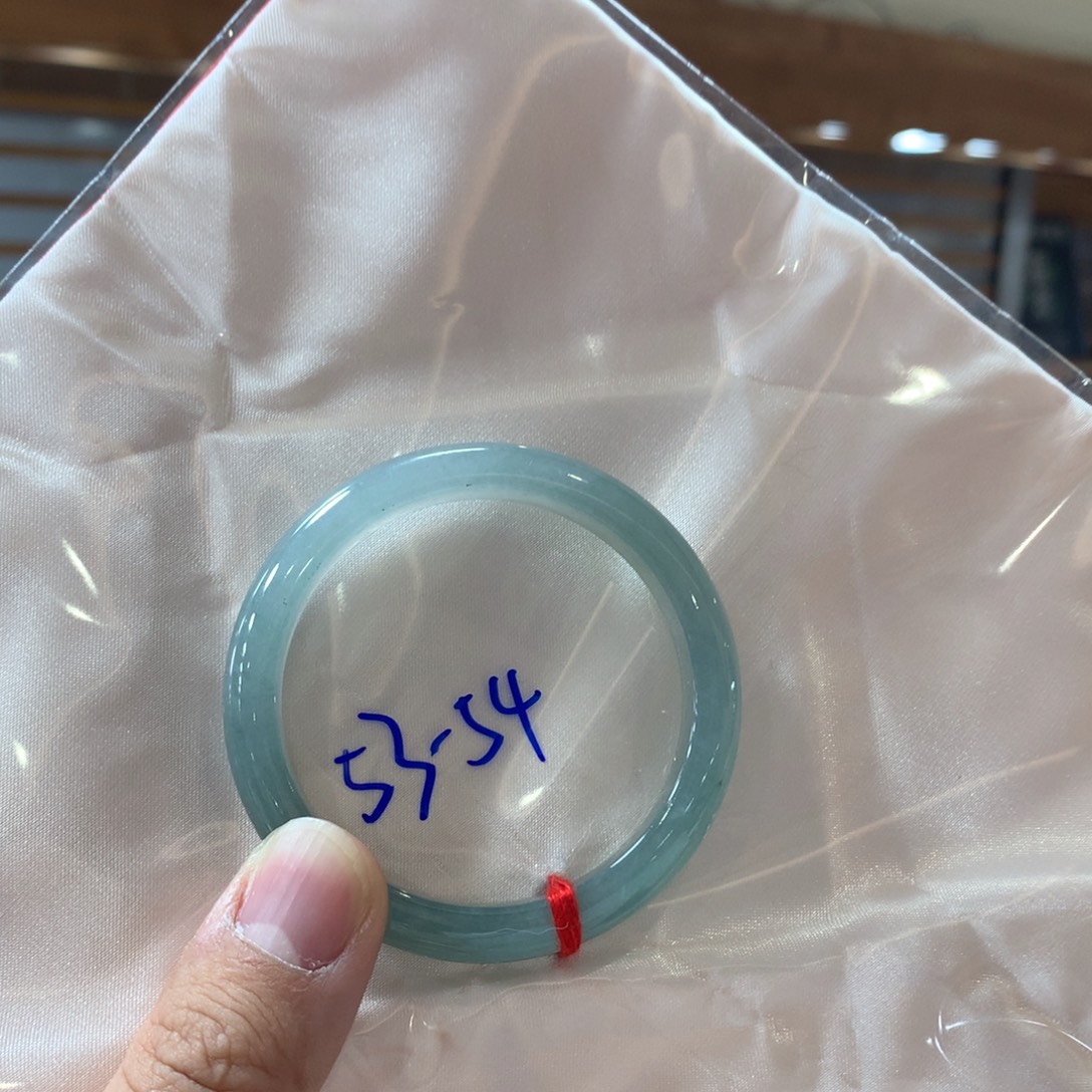 翡翠未镶嵌手镯买断