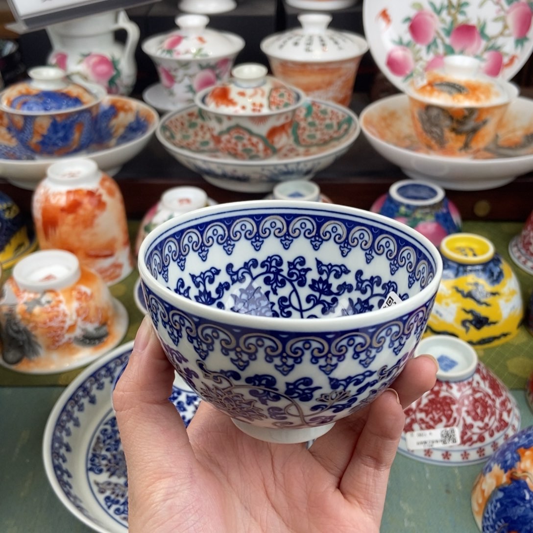 陶瓷的大家庭的温暖是不是让