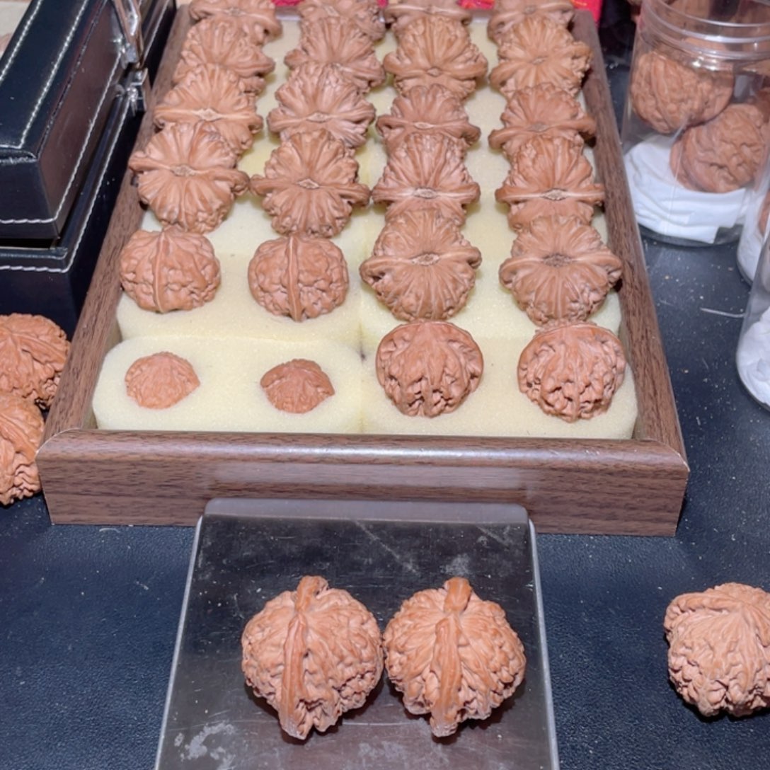 苦***王文玩核桃一物一拍