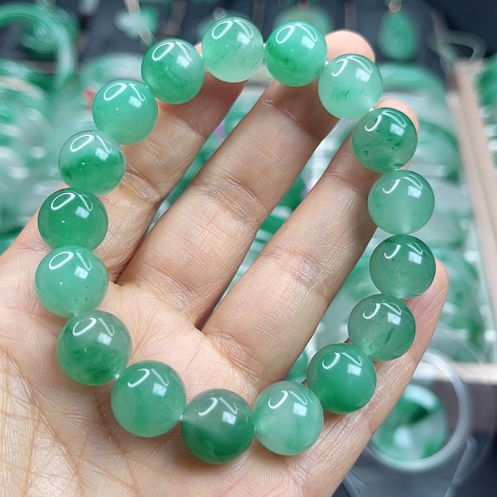 未镶嵌手链石英质玉含**秀