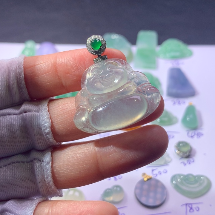 翡翠未镶嵌耳饰佛