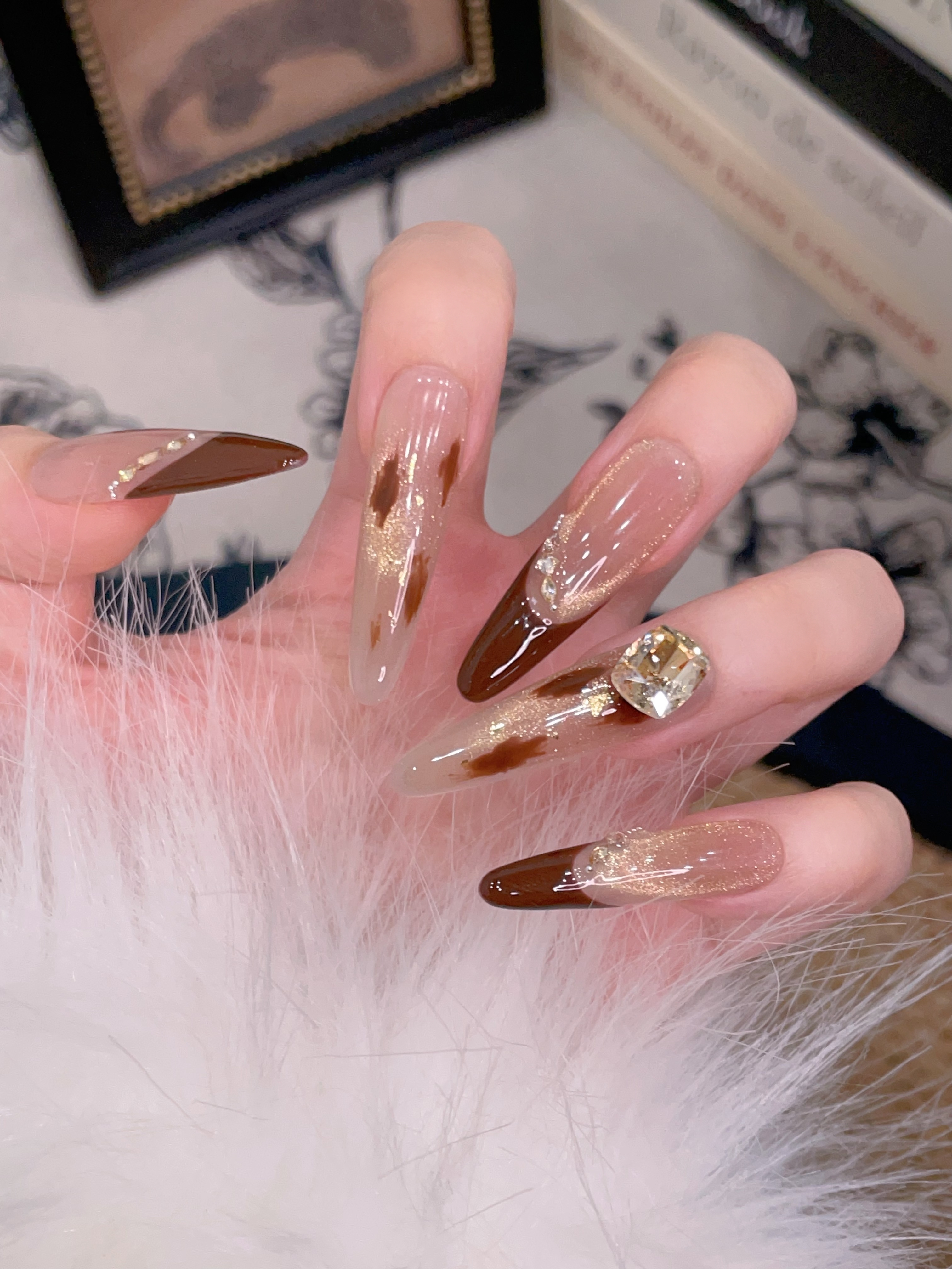 栗栗吉LILI【金箔热巧】显白气质美拉德豹纹秋冬锆石手工穿戴甲A104