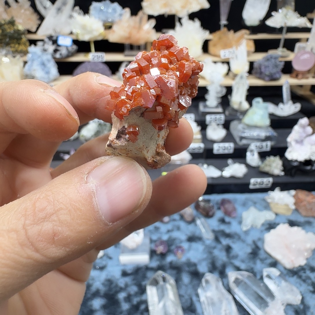 石材矾铅矿标摆件